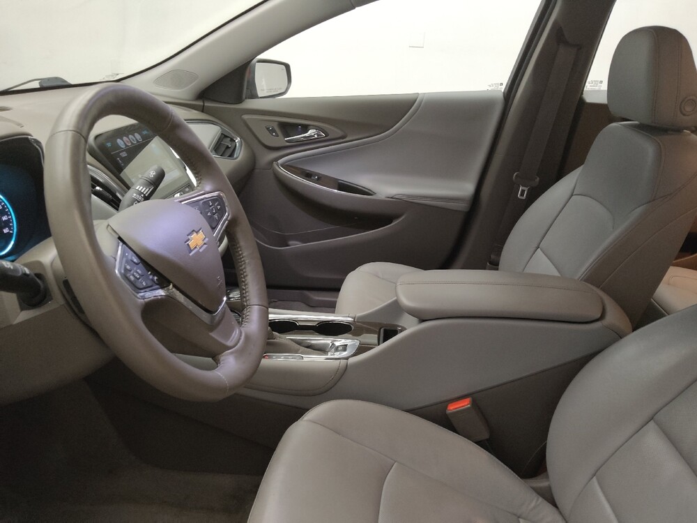 2018 Chevrolet Malibu in Midlothian, IL 60445 - 18126231 17