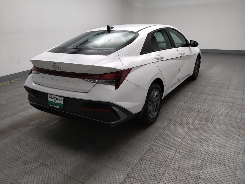 2024 Hyundai Elantra in Lombard, IL 60148 - 18126232 9