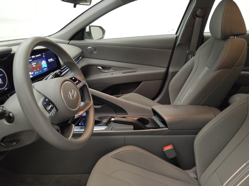 2024 Hyundai Elantra in Lombard, IL 60148 - 18126232 17