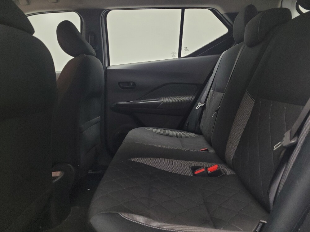 2020 Nissan Kicks in Eastpointe, MI 48021 - 18126233 18