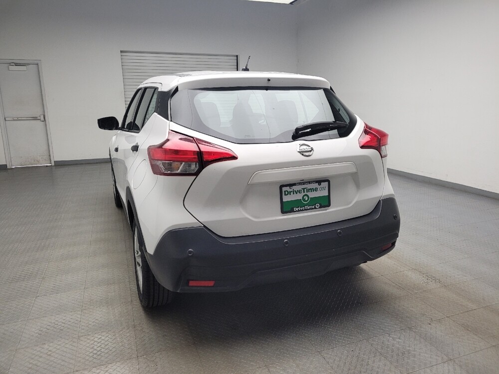 2020 Nissan Kicks in Eastpointe, MI 48021 - 18126233 6