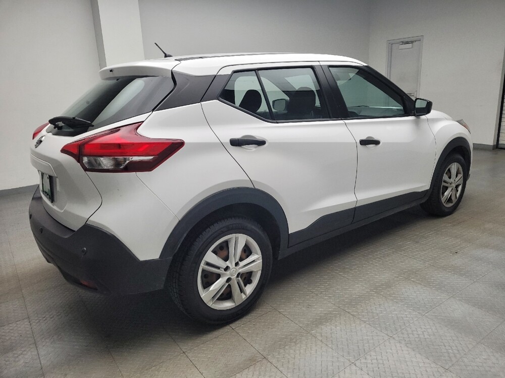 2020 Nissan Kicks in Eastpointe, MI 48021 - 18126233 10