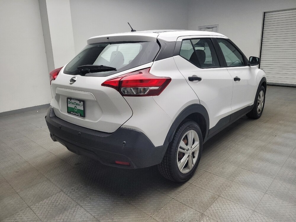 2020 Nissan Kicks in Eastpointe, MI 48021 - 18126233 9