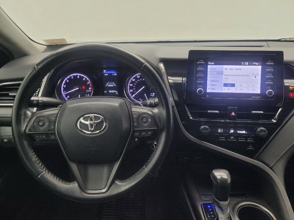 2021 Toyota Camry in Indianapolis, IN 46219 - 18126238 22