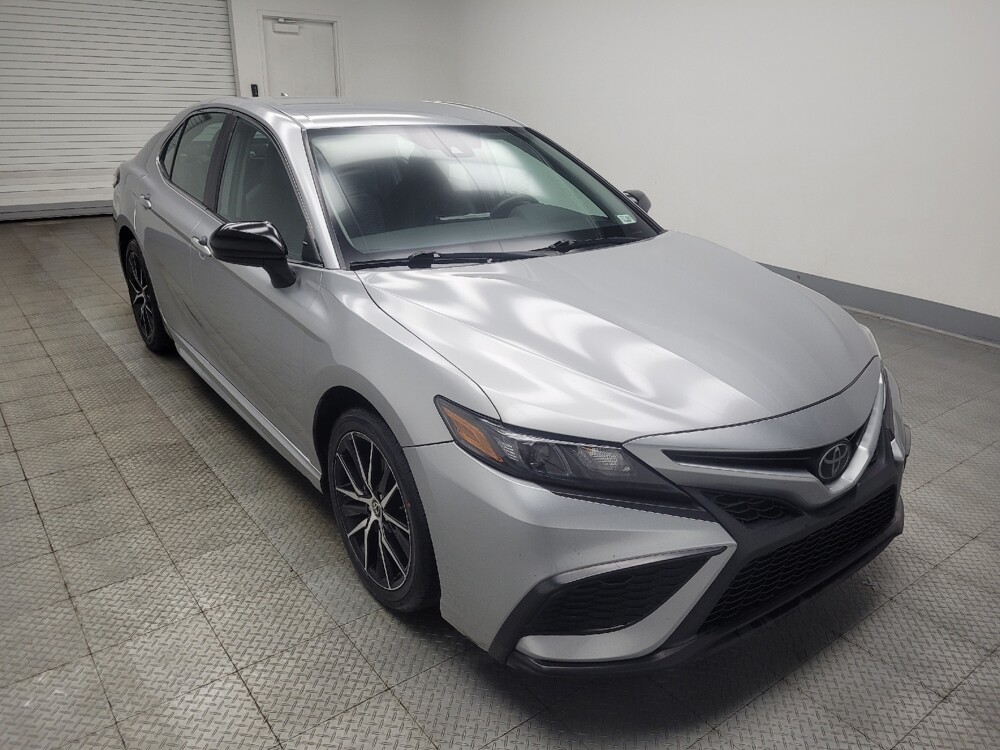 2021 Toyota Camry in Indianapolis, IN 46219 - 18126238 13