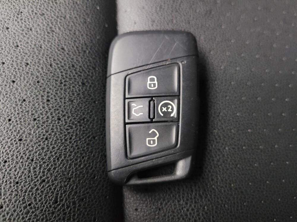 2020 Volkswagen Atlas in Eastpointe, MI 48021 - 18126242 32