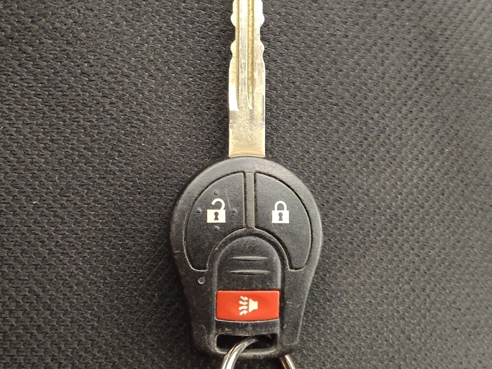 2015 Nissan Rogue in Clearwater, FL 33764 - 18126248 32