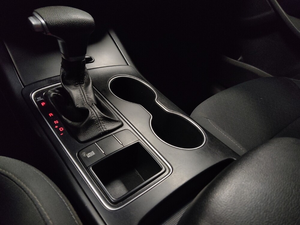 2020 Kia Sorento in Phoenix, AZ 85015 - 18126251 26