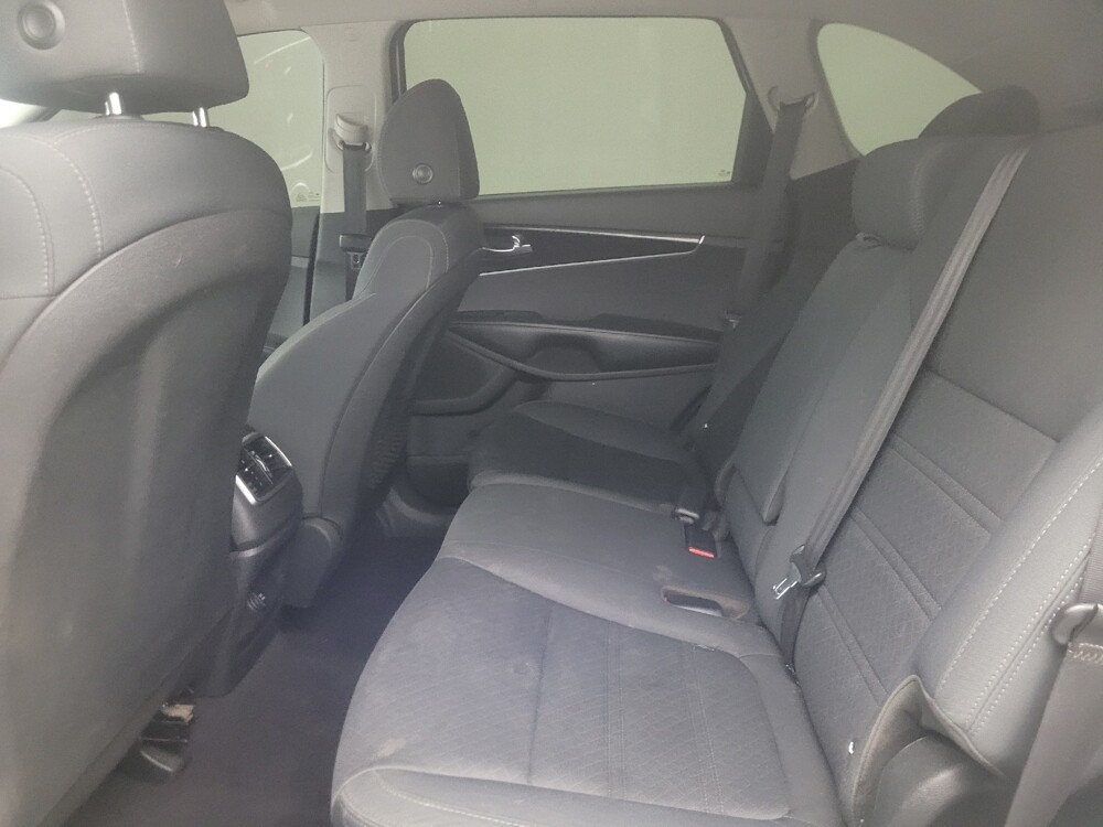 2020 Kia Sorento in Phoenix, AZ 85015 - 18126251 18