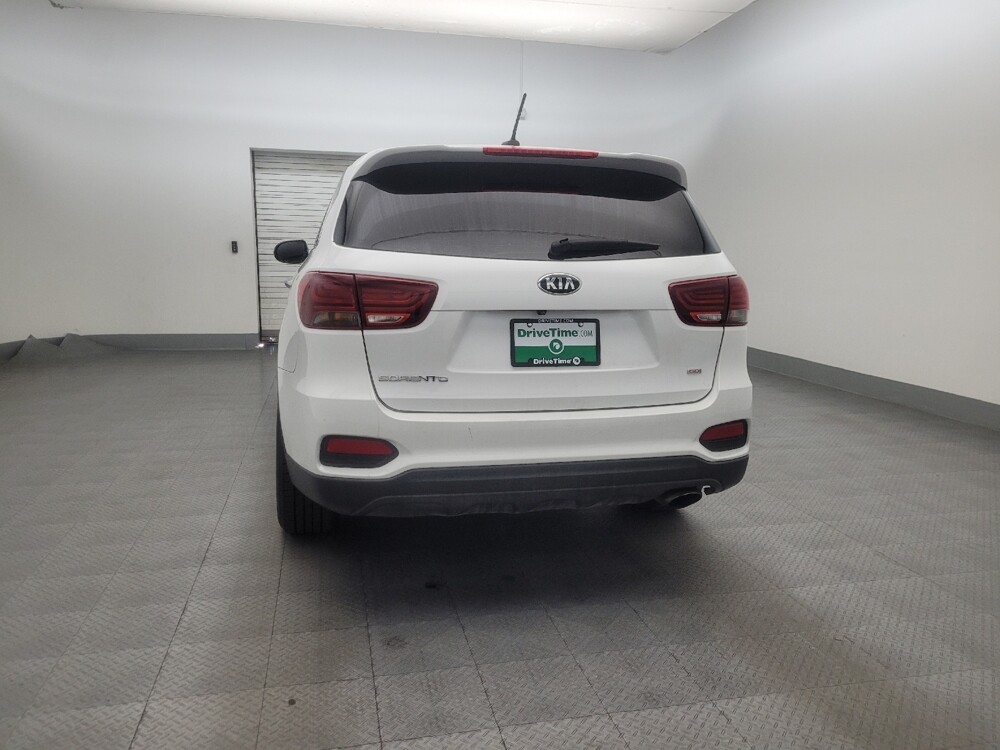 2020 Kia Sorento in Phoenix, AZ 85015 - 18126251 6