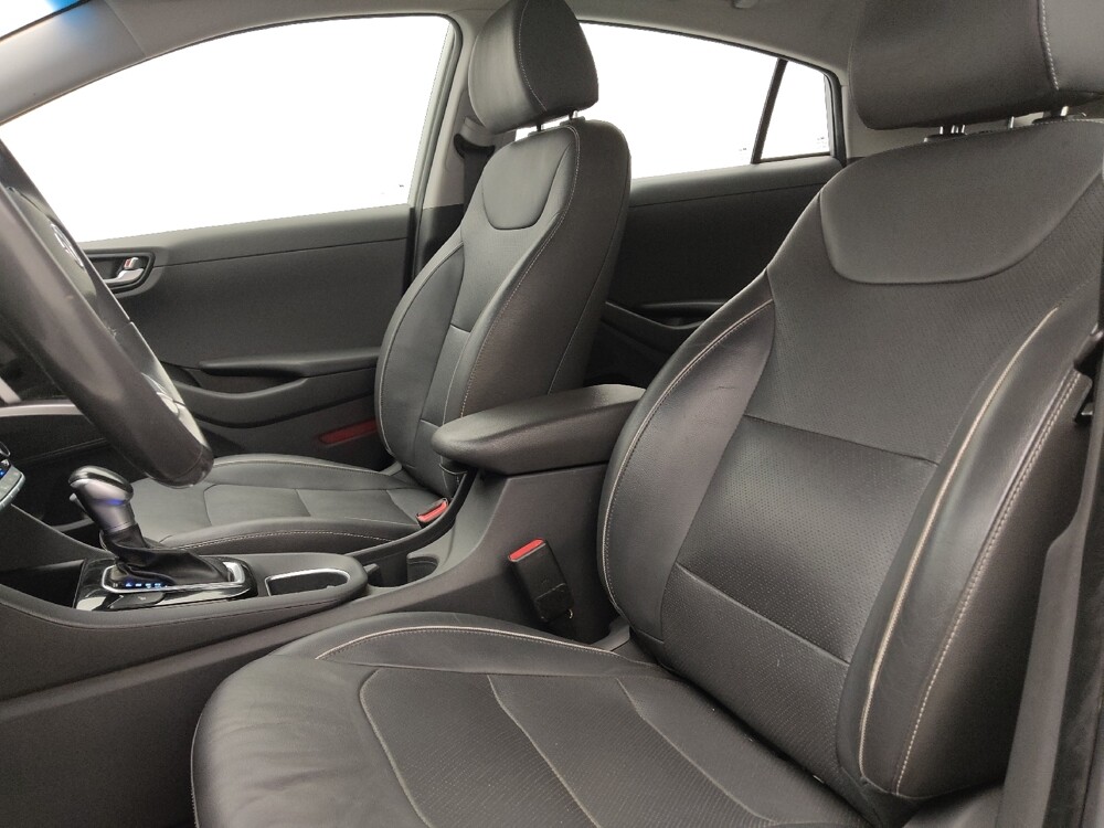 2019 Hyundai Ioniq in Charleston, SC 29414 - 18126257 17