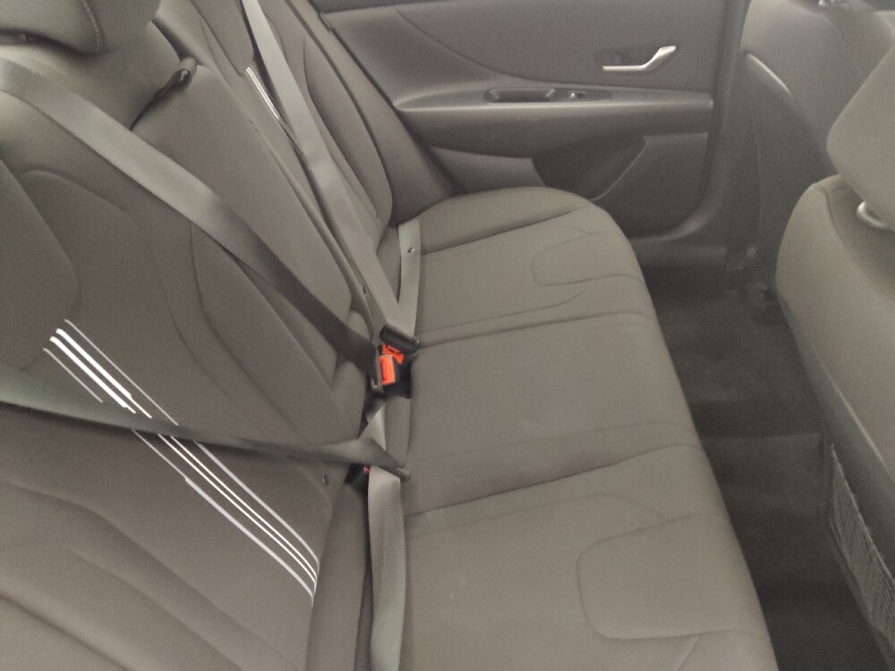 2025 Hyundai Elantra in Tallahassee, FL 32304 - 18126262 19