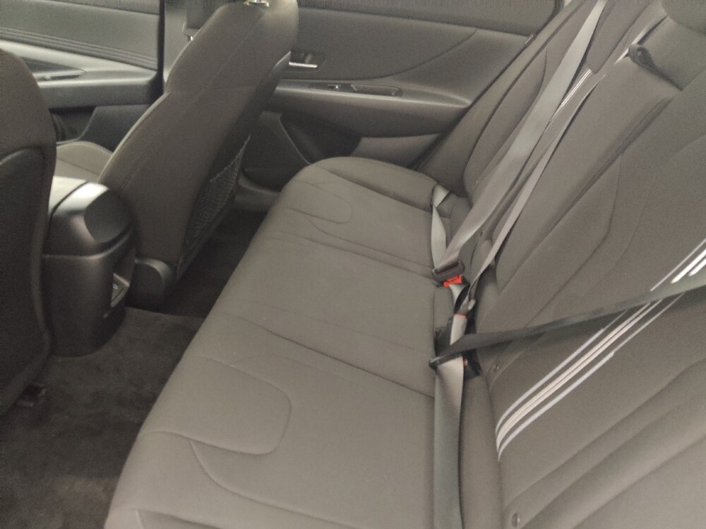 2025 Hyundai Elantra in Tallahassee, FL 32304 - 18126262 18