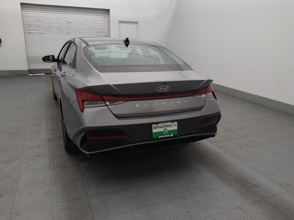 2025 Hyundai Elantra in Tallahassee, FL 32304 - 18126262 5