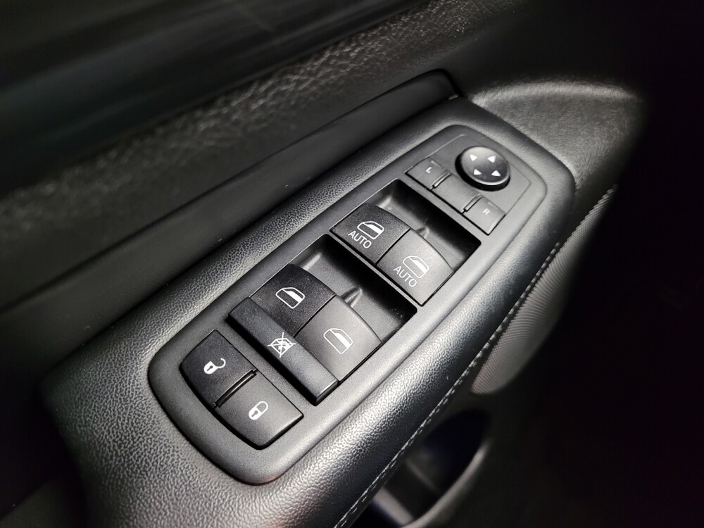 2020 Jeep Grand Cherokee in Grand Rapids, MI 49508 - 18126263 27