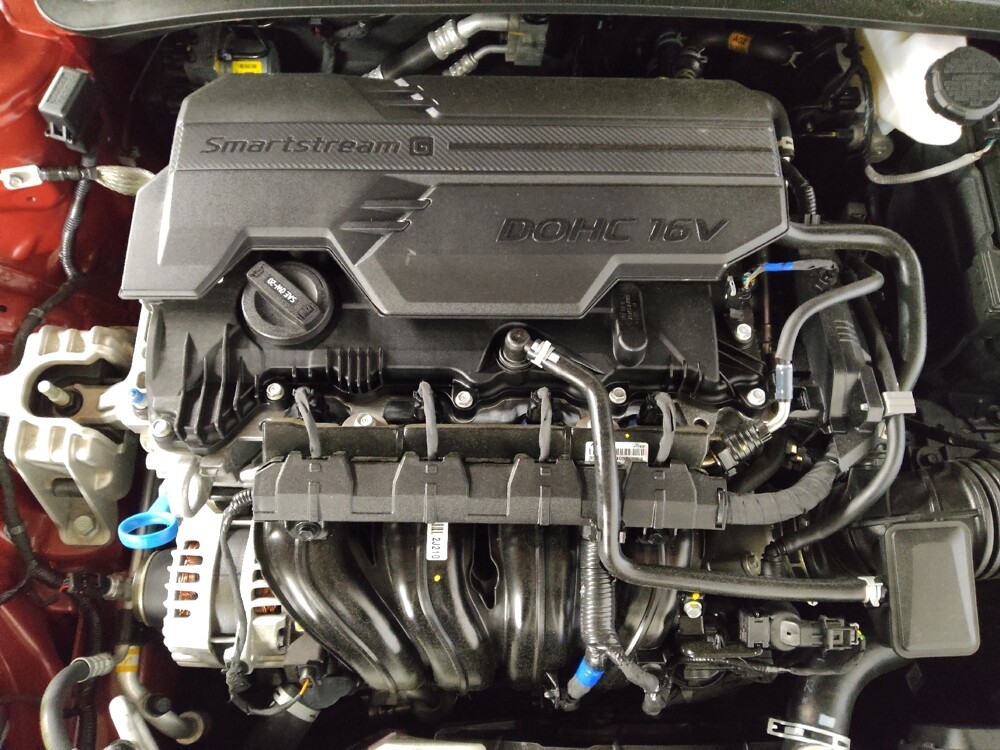 2025 Hyundai Elantra in Marietta, GA 30062 - 18126265 30