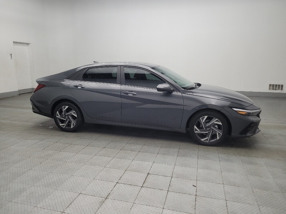2025 Hyundai Elantra in Stone Mountain, GA 30083 - 18126266 11