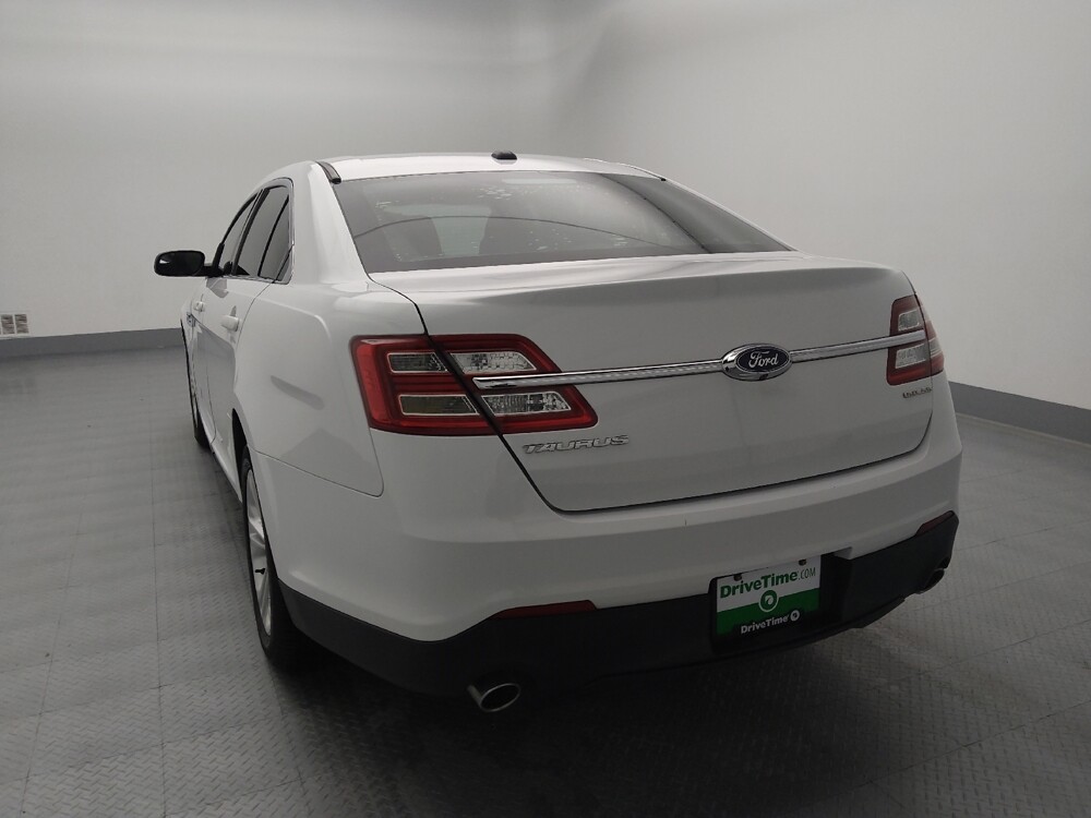 2019 Ford Taurus in Independence, MO 64055 - 18126271 6