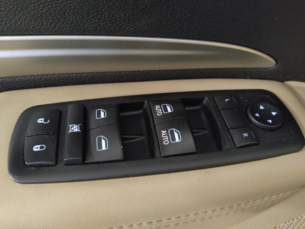 2017 Dodge Durango in Tampa, FL 33619 - 18126273 27