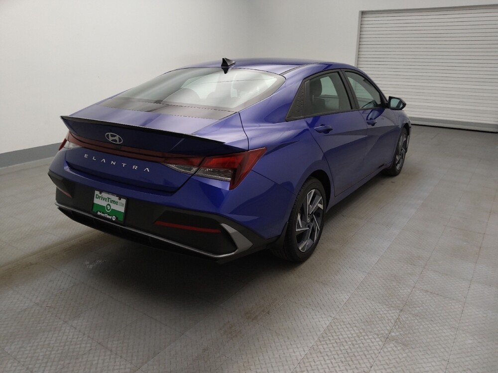 2025 Hyundai Elantra in Albuquerque, NM 87123 - 18126274 9