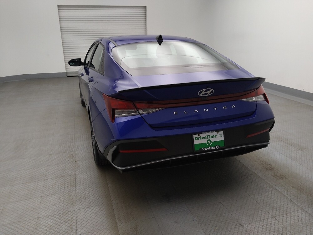 2025 Hyundai Elantra in Albuquerque, NM 87123 - 18126274 6