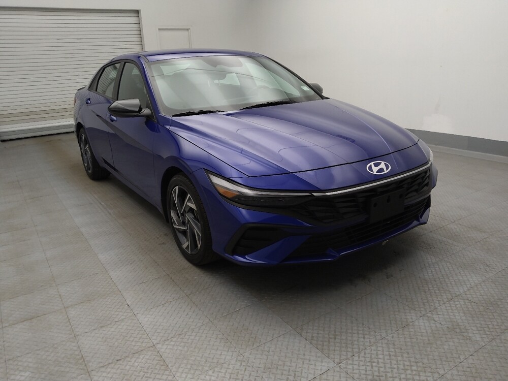 2025 Hyundai Elantra in Albuquerque, NM 87123 - 18126274 13