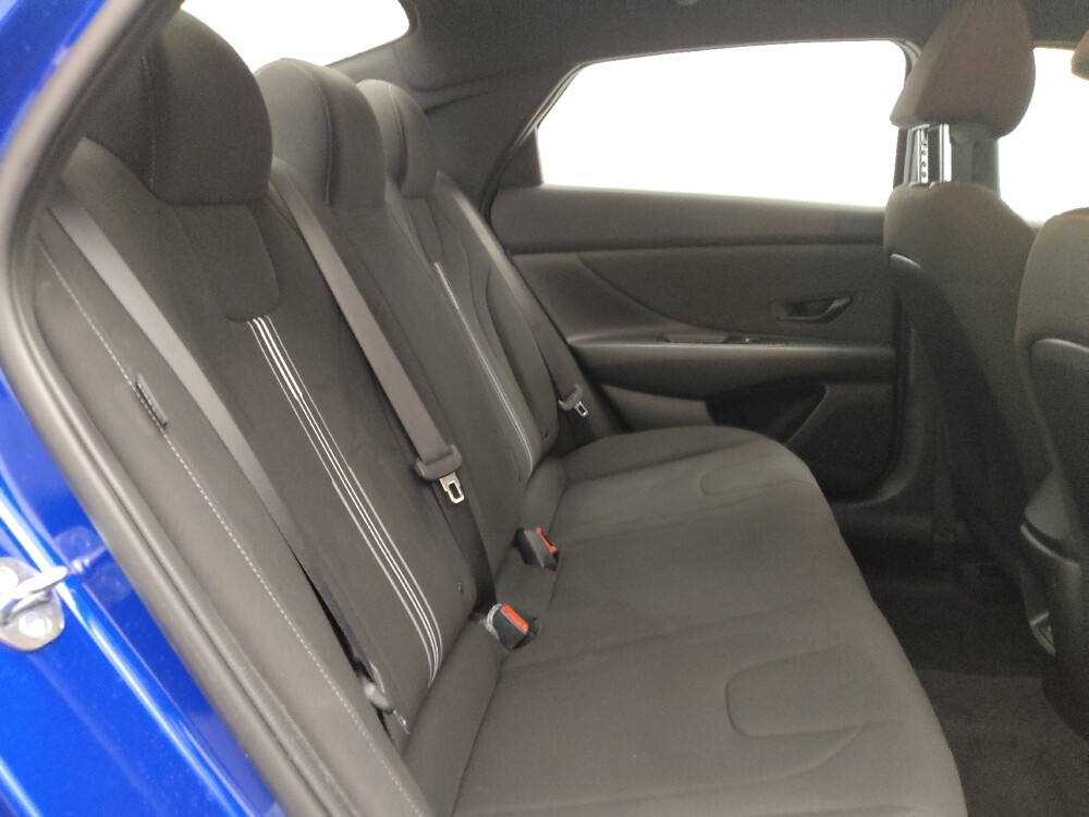 2025 Hyundai Elantra in Albuquerque, NM 87123 - 18126274 19