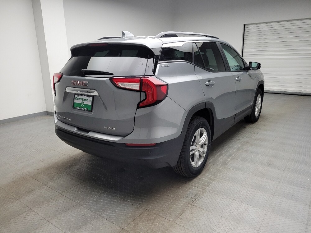 2023 GMC Terrain in Eastpointe, MI 48021 - 18126276 9