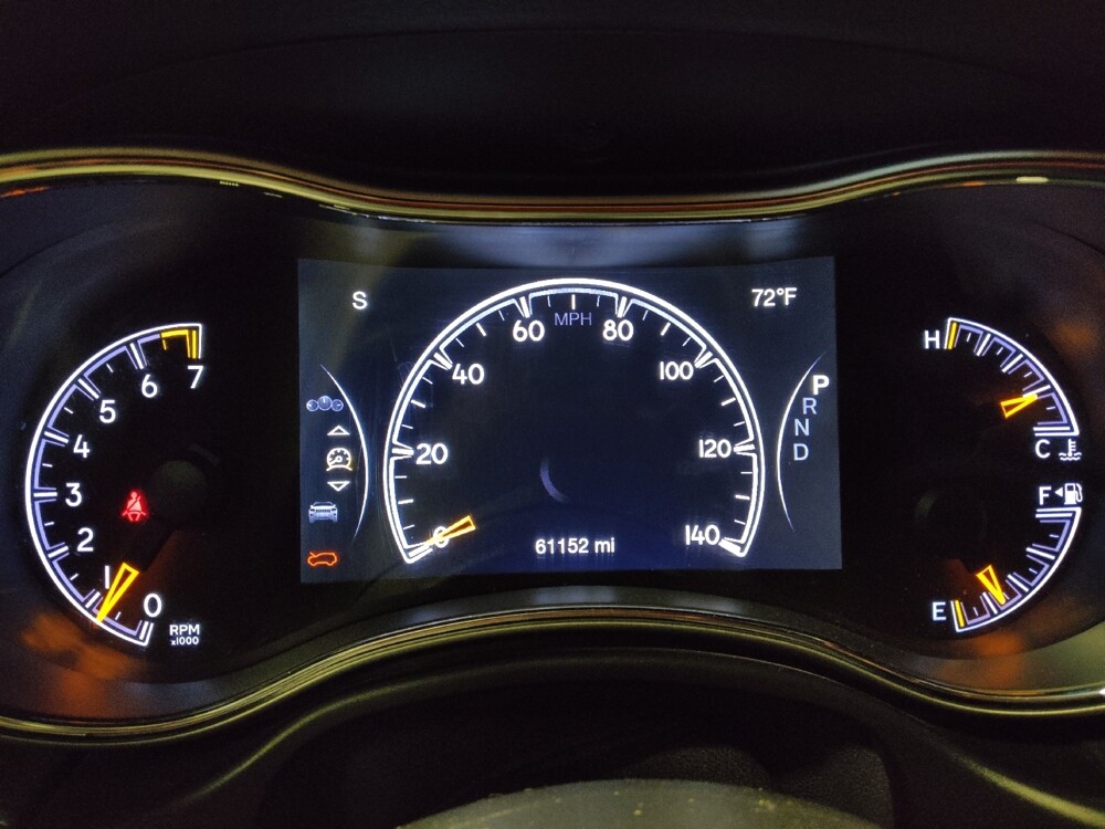 2017 Jeep Grand Cherokee in Glendale, AZ 85301 - 18126278 23