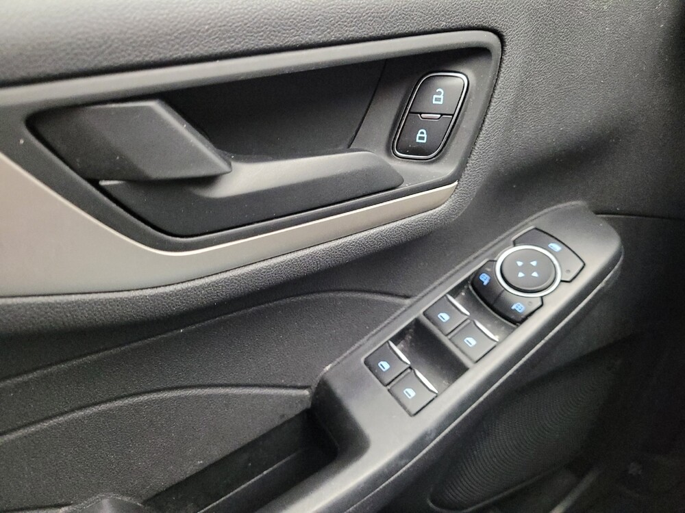 2022 Ford Escape in Eastpointe, MI 48021 - 18126281 27