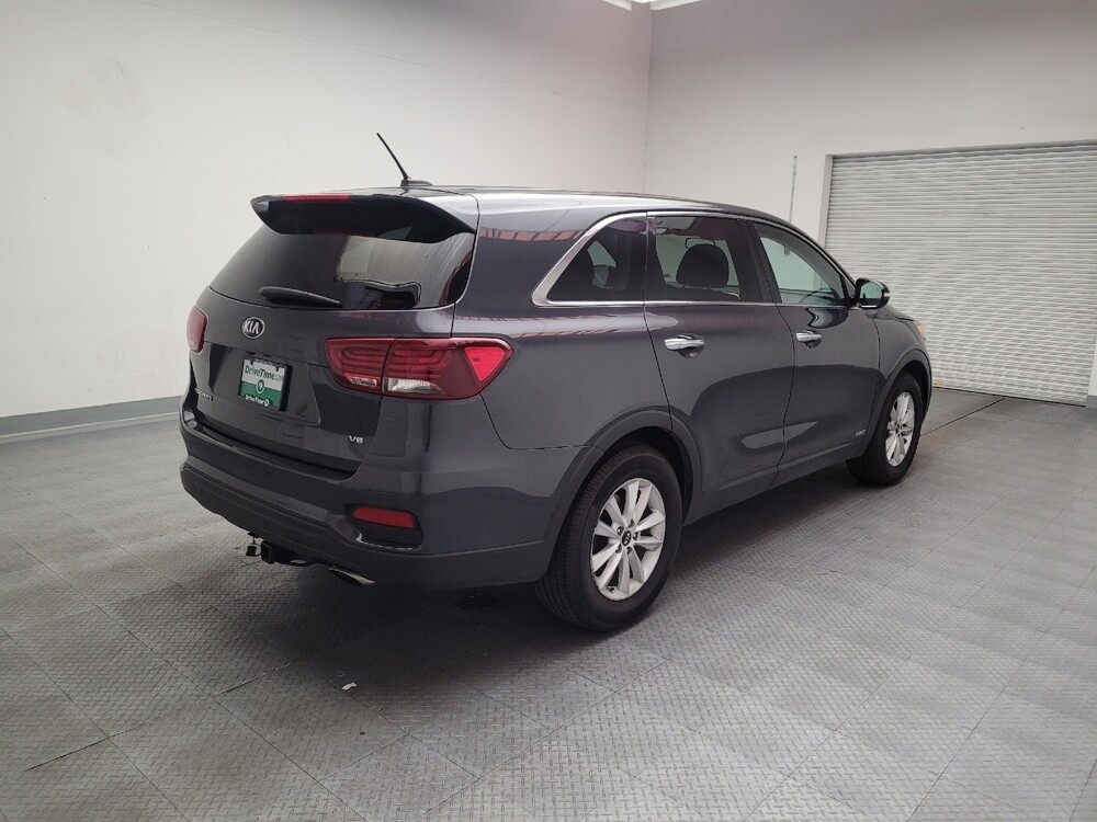 2019 Kia Sorento in Downey, CA 90241 - 18126283 9
