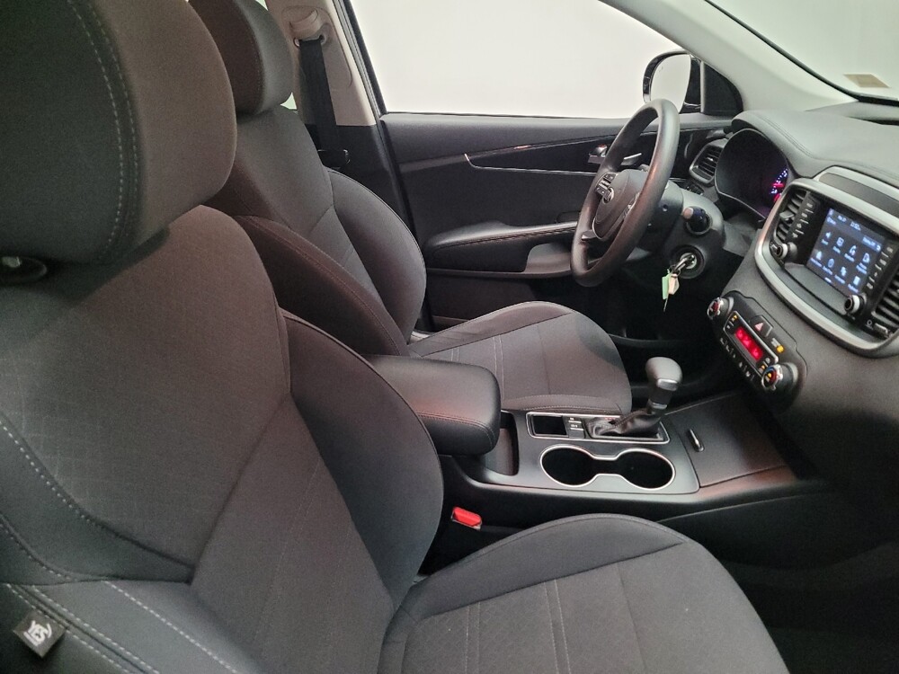 2019 Kia Sorento in Downey, CA 90241 - 18126283 21