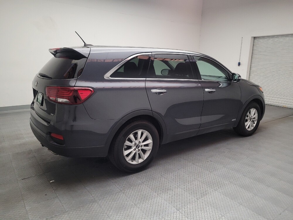 2019 Kia Sorento in Downey, CA 90241 - 18126283 10