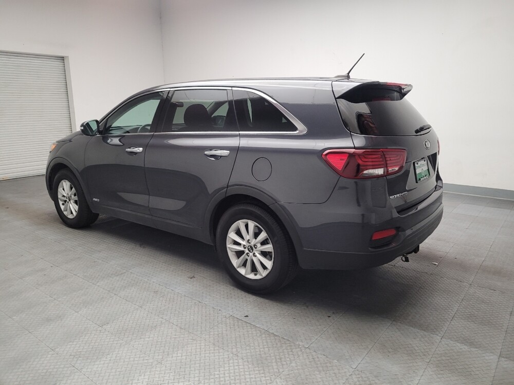 2019 Kia Sorento in Downey, CA 90241 - 18126283 3