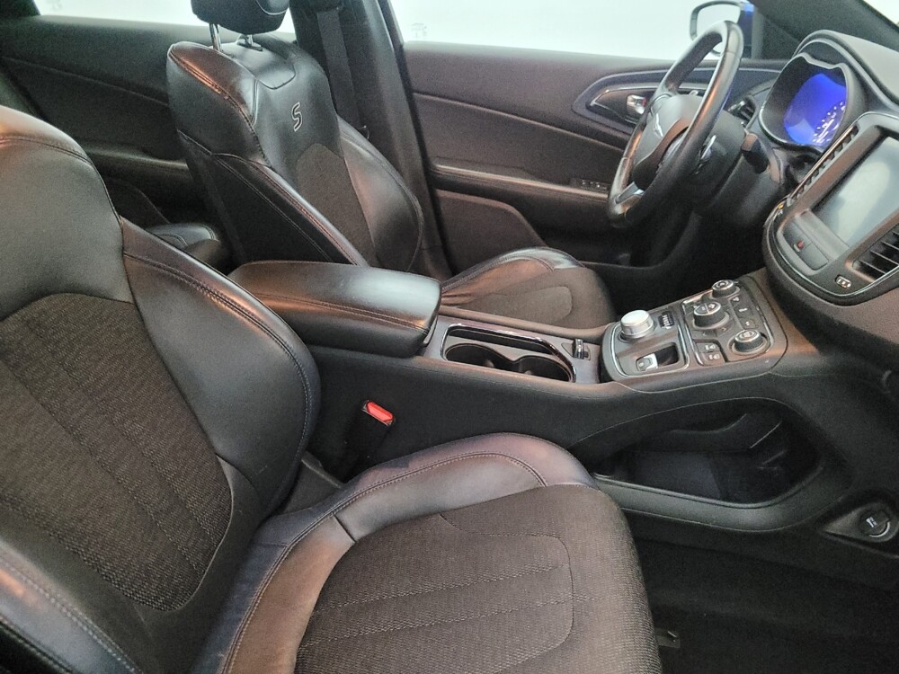 2015 Chrysler 200 in New Castle, DE 19720 - 18126284 21