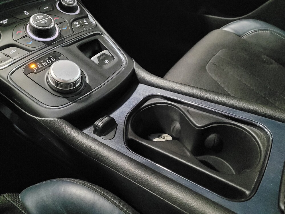 2015 Chrysler 200 in New Castle, DE 19720 - 18126284 26