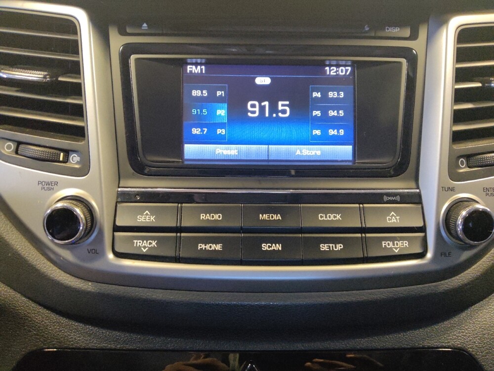 2017 Hyundai Tucson in Phoenix, AZ 85022 - 18126286 25