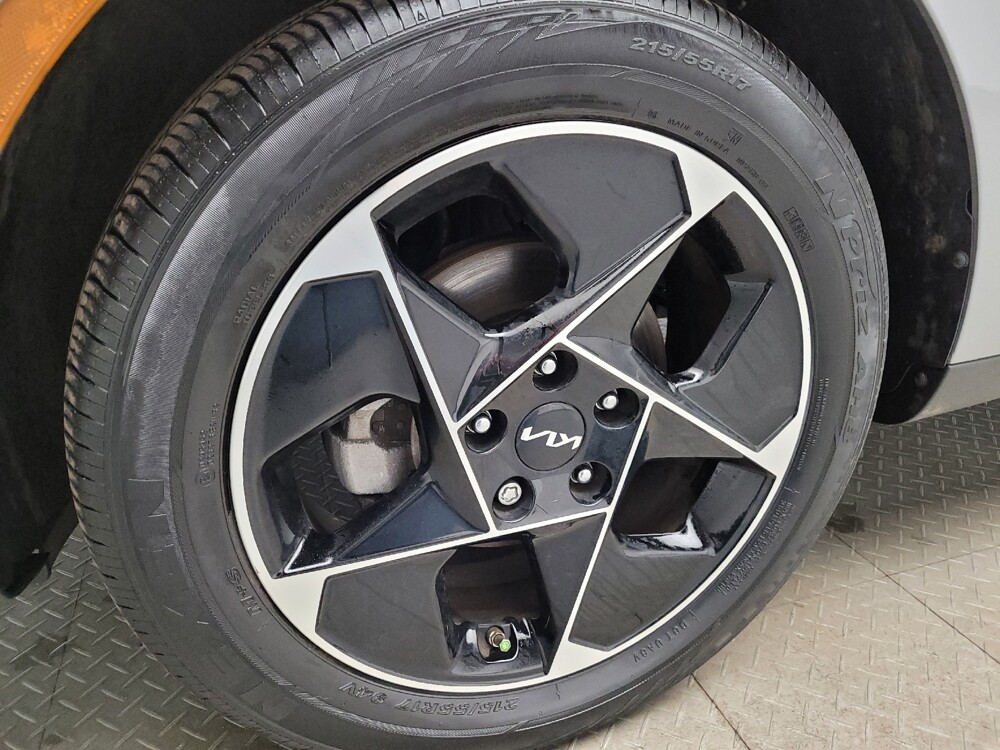 2024 Kia Soul in Taylor, MI 48180 - 18126295 31