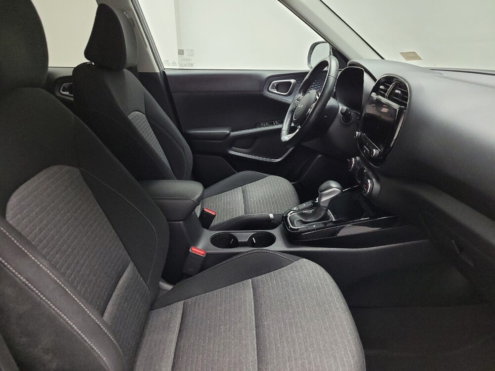 2024 Kia Soul in Taylor, MI 48180 - 18126295 21
