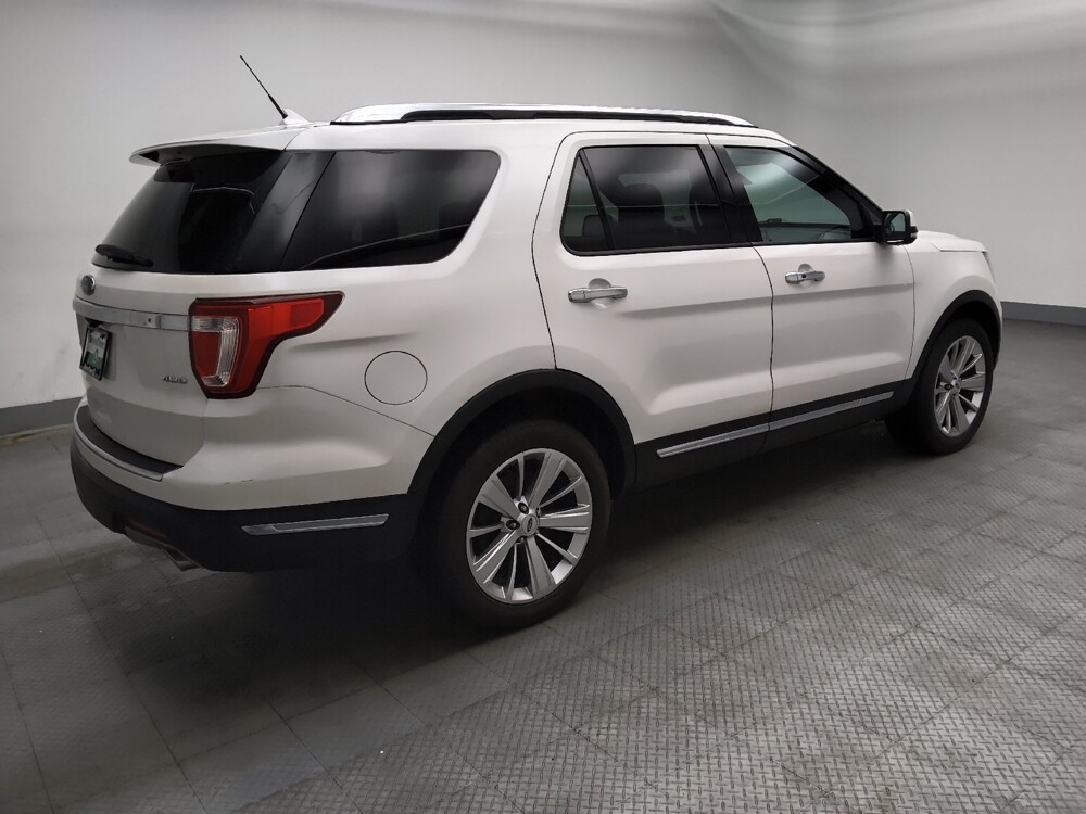 2018 Ford Explorer in Des Moines, IA 50310 - 18126302 10