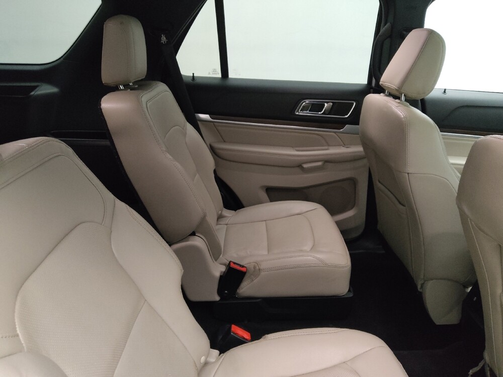 2018 Ford Explorer in Des Moines, IA 50310 - 18126302 19