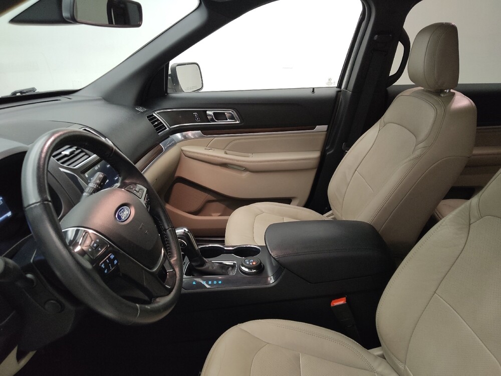 2018 Ford Explorer in Des Moines, IA 50310 - 18126302 17
