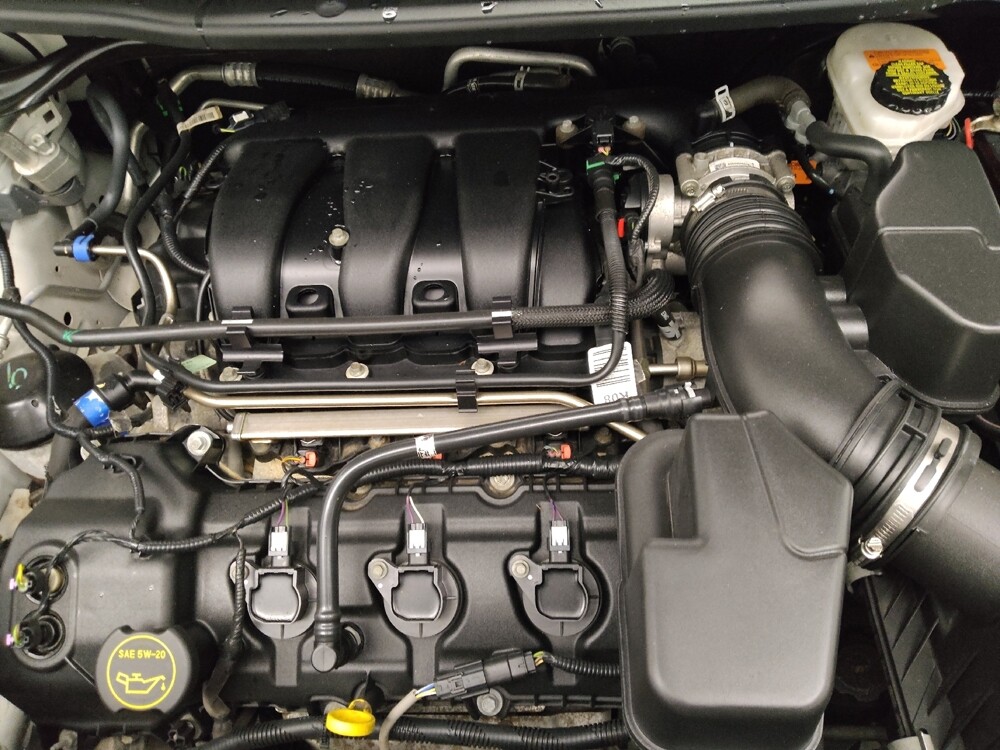 2018 Ford Explorer in Des Moines, IA 50310 - 18126302 29