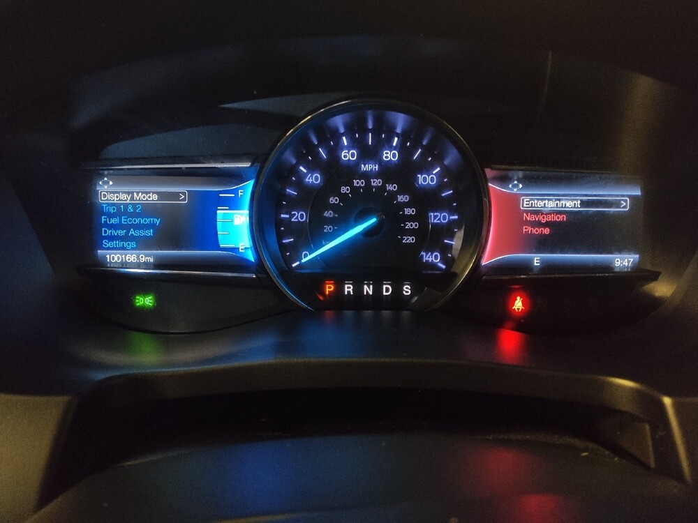 2018 Ford Explorer in Des Moines, IA 50310 - 18126302 23