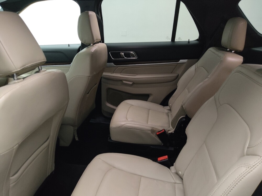 2018 Ford Explorer in Des Moines, IA 50310 - 18126302 18