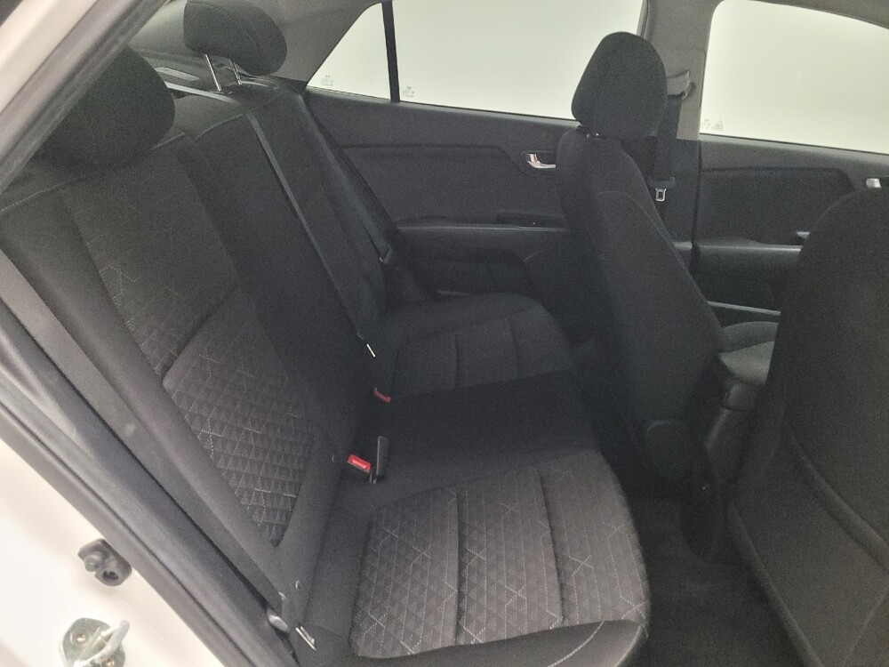 2020 Kia Rio in Torrance, CA 90504 - 18126303 19