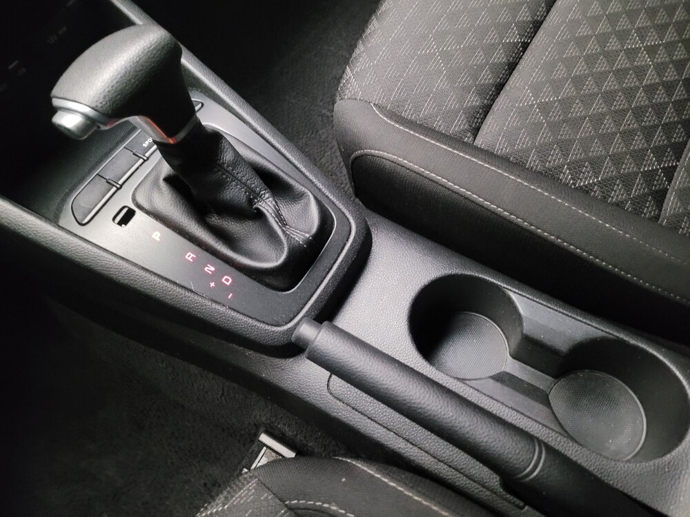 2020 Kia Rio in Torrance, CA 90504 - 18126303 26