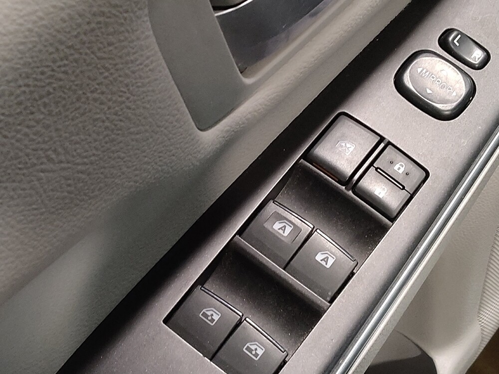 2017 Toyota Camry in Lubbock, TX 79424 - 18126305 27