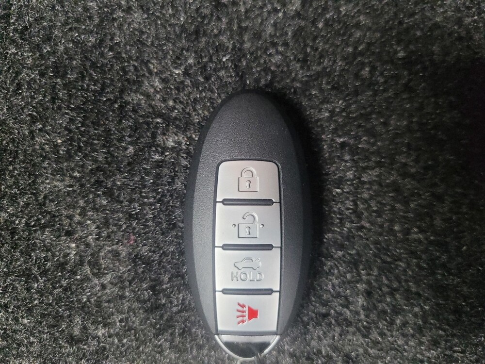 2018 Nissan Sentra in Highland, IN 46322 - 18126309 32