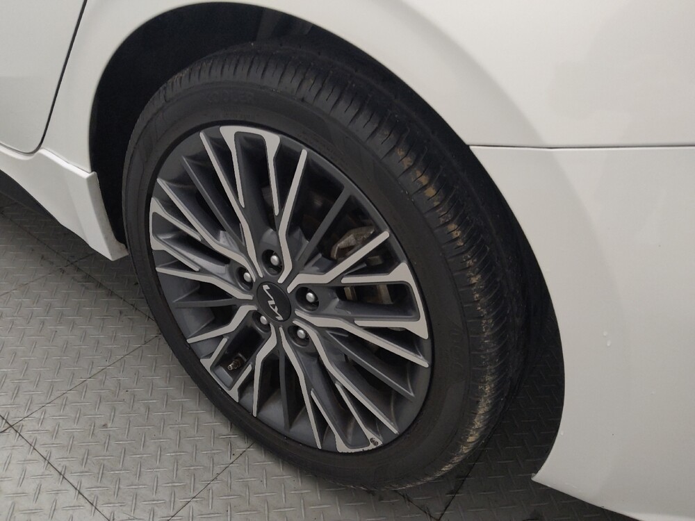 2023 Kia Forte in Houston, TX 77060 - 18126310 31